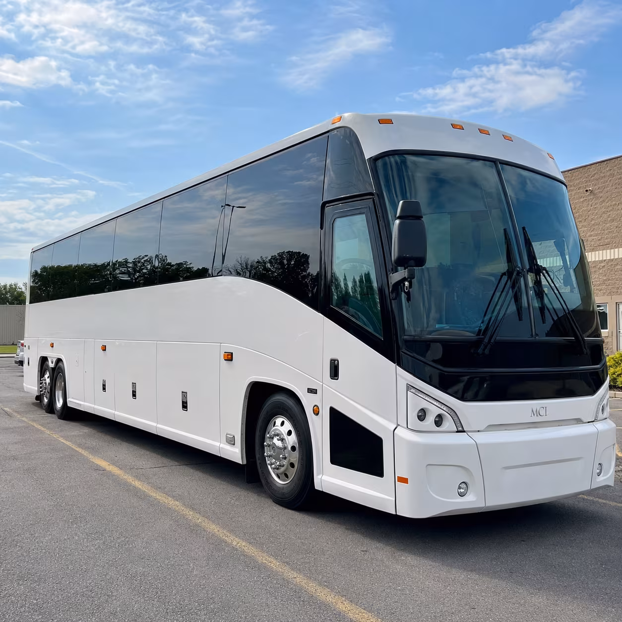 charter buses to the pavilion at toyota music factory from plano